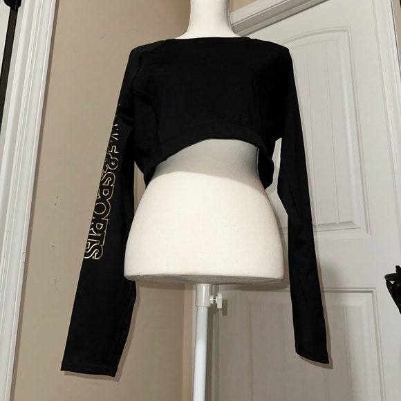 Love & Sports cropped long sleeves activewear top - Picture 2 of 8